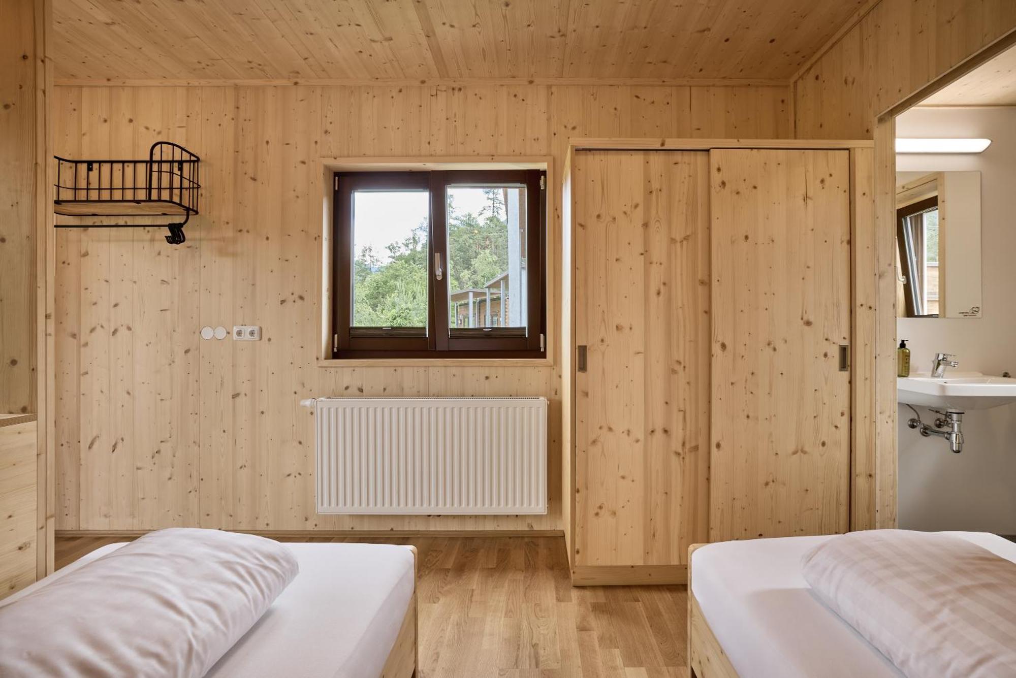 Area 47 - Tirol Hotel Otztal-Bahnhof Ngoại thất bức ảnh