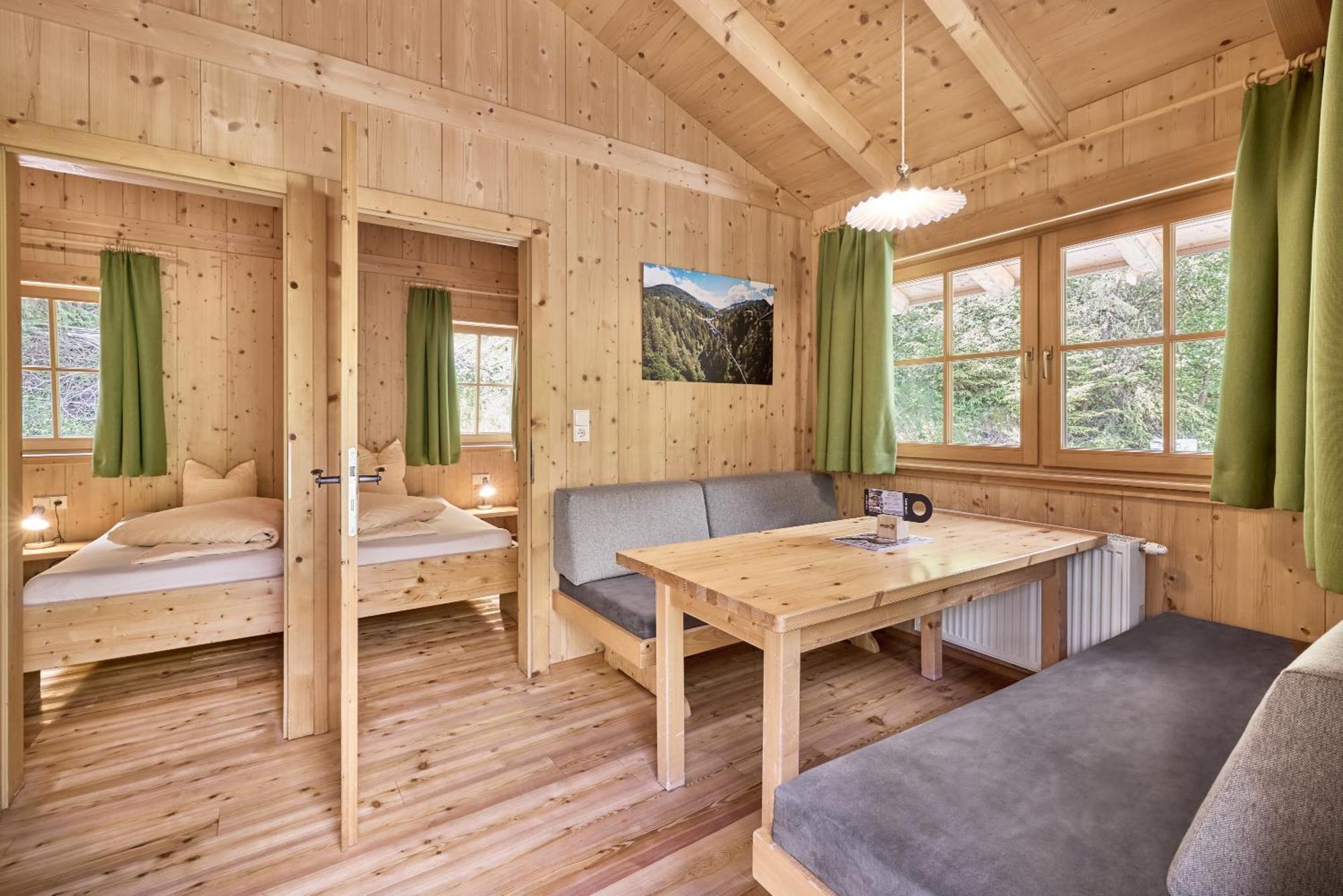 Area 47 - Tirol Hotel Otztal-Bahnhof Ngoại thất bức ảnh