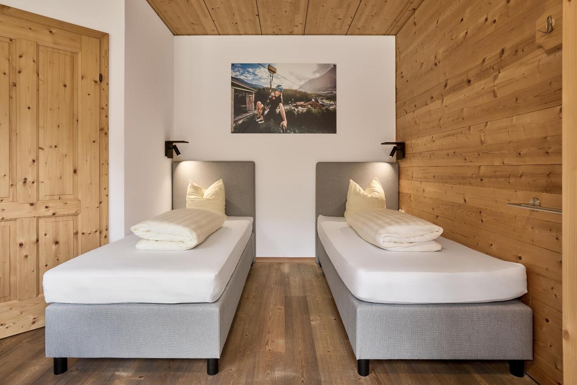 Area 47 - Tirol Hotel Otztal-Bahnhof Ngoại thất bức ảnh