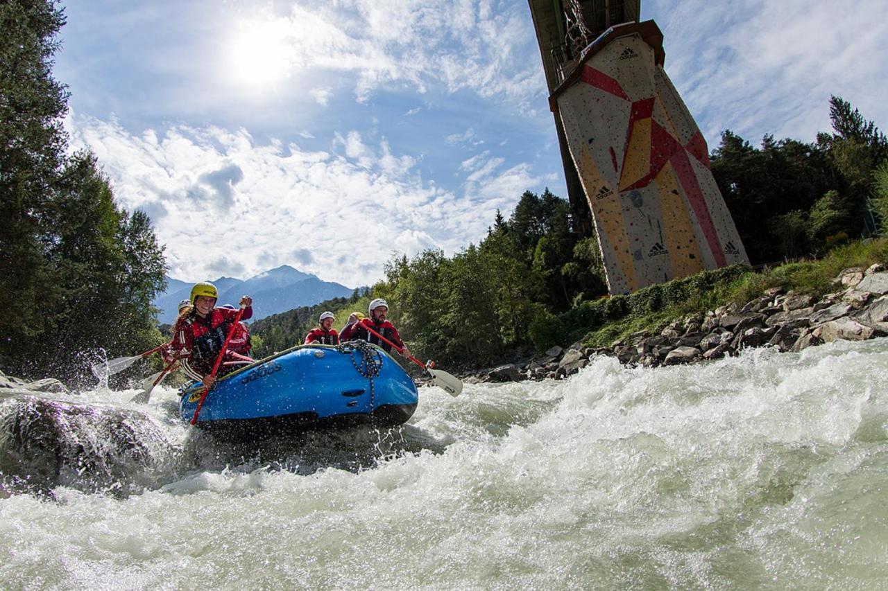 Area 47 - Tirol Hotel Otztal-Bahnhof Ngoại thất bức ảnh